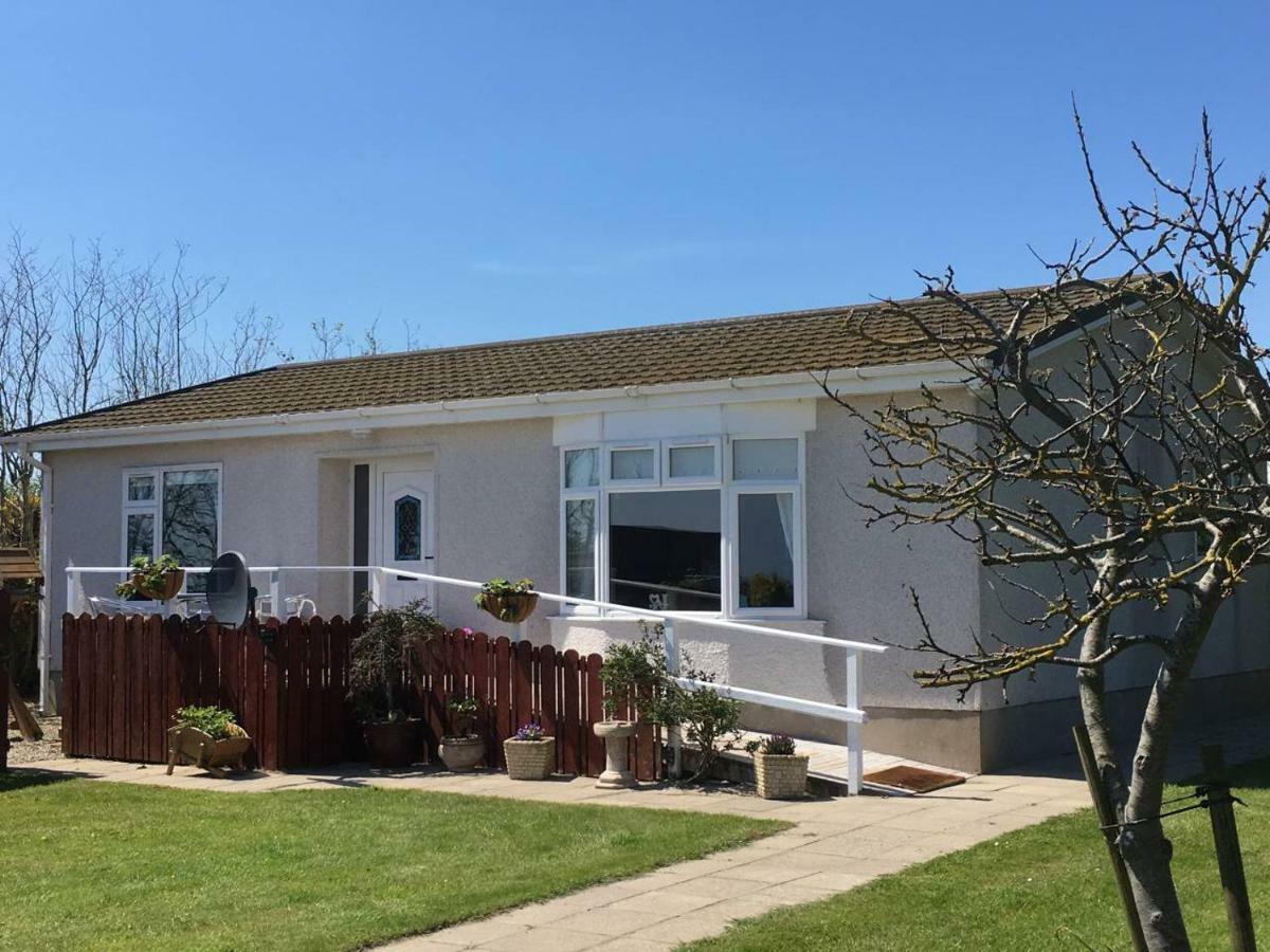 Moneydarragh Cottage With Uninterrupted Mountain And Sea Views- Hot Tub Available For Hire Annalong Kültér fotó
